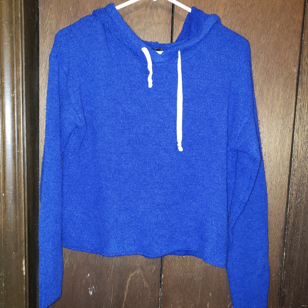 Forever 21 light cropped sweater